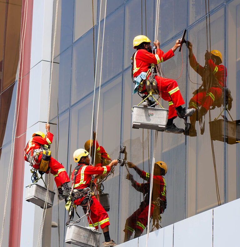 Expert Rope Access Cleaning Services in UAE & Dubai HighRise Façade